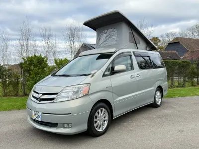 Used Toyota Alphard 159 HP (116 kW) 2007 Silver MPV