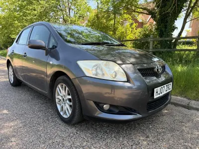 Used Toyota Auris