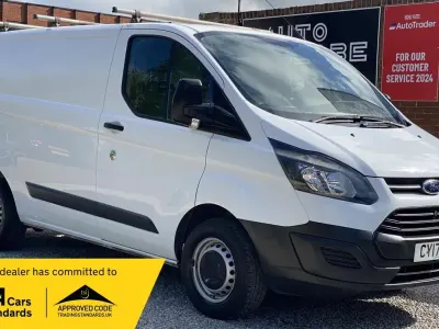 Usado Ford Transit Custom 105 HP (77 kW) 2017 Branco Van