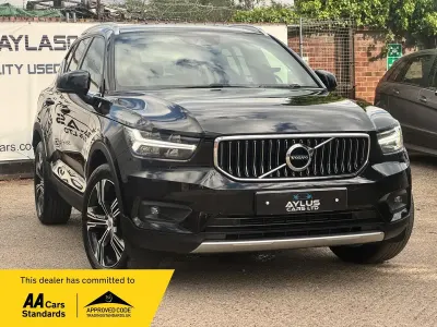 Used Volvo XC40 Inscription 163 HP (119 kW) 2021 Black SUV