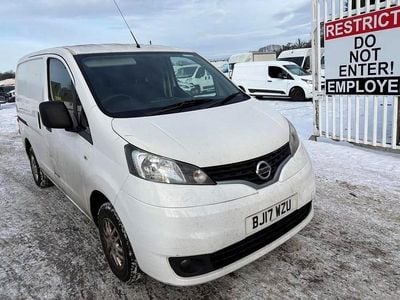 White Used 2017 Nissan NV200 Tekna MPV | £3,495 (Super price)