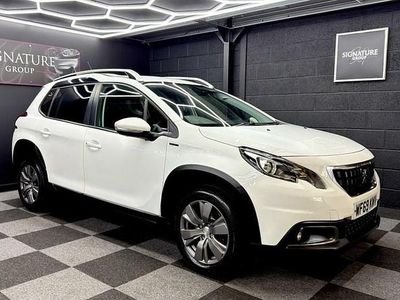 Usado Peugeot 2008 Signature Sky 110 HP (80 kW) 2019 Branco SUV
