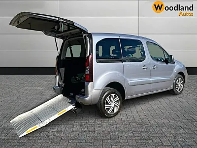 Used Citroën e-Berlingo Feel 100 HP (73 kW) 2016 Grey MPV