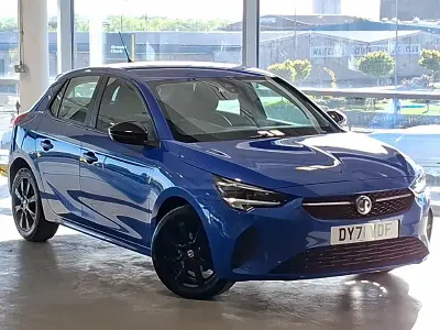 Second-hand Vauxhall Corsa 2021 Albastru Hatchback