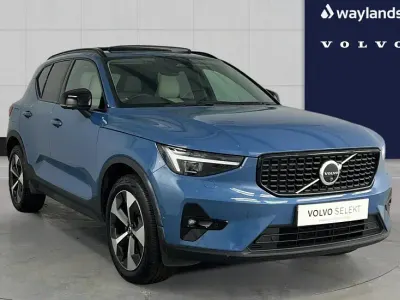 Used Volvo XC40 Ultimate 194 HP (142 kW) 2023 Blue SUV