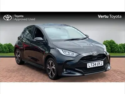 Used Toyota Yaris Design 116 HP (85 kW) 2024 Black Hatchback