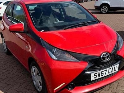 Used Toyota Aygo X-play 69 HP (50 kW) 2017 Red Hatchback