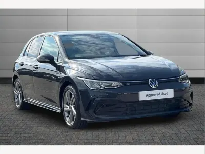 Używany VW Golf VIII R-line 150 KM (110 kW) 2022 Szary Hatchback