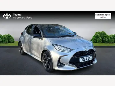 Używany Toyota Yaris Hybrid Edition 2024 Srebrny Hatchback