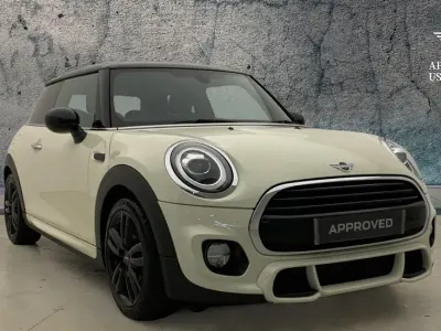 Used Mini Cooper Hatch 134 HP (98 kW) 2019 White Hatchback