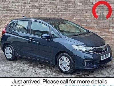Used Honda Jazz S 102 HP (75 kW) 2019 Blue Hatchback