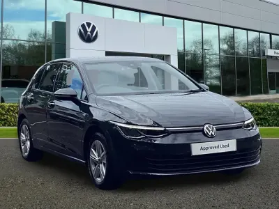 Used VW Golf VIII Life 150 HP (110 kW) 2021 Urano grey Hatchback
