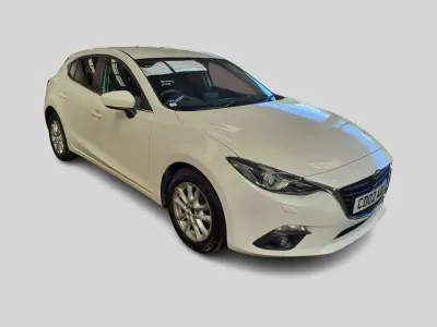 Used Mazda 3 150 HP (110 kW) 2015 White Hatchback
