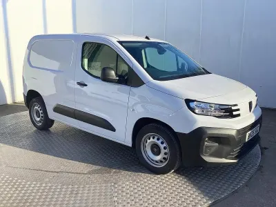 Used Peugeot Partner Premium 131 HP (96 kW) 2025 White MPV