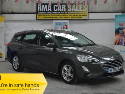 Used Ford Focus Zetec 95 HP (69 kW) 2019 Grey Estate