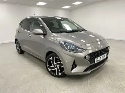 Käytetty Hyundai i10 Premium 2021 Ruskea Viistoperä