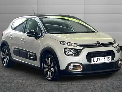 Used Citroën C3 PureTech 83 HP (61 kW) 2023 Soft sand Hatchback