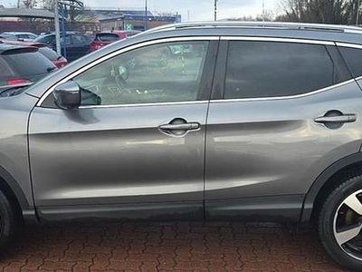 Used Nissan Qashqai N-Vision 110 HP (80 kW) 2017 Gunmetal grey SUV
