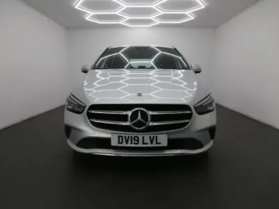 Used Mercedes B180 136 HP (100 kW) 2019 Silver Hatchback