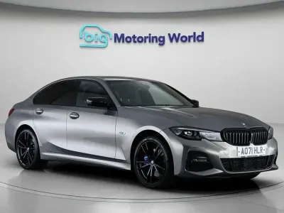 Begagnad BMW 330e M Sport 2021 Grå Sedan