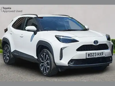 Used Toyota Yaris Cross Design 113 HP (83 kW) 2023 White SUV