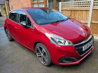 Used Peugeot 208 GT-line 110 HP (80 kW) 2016 Red Hatchback