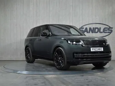 Used Land Rover Range Rover HSE 400 HP (294 kW) 2023 Green SUV