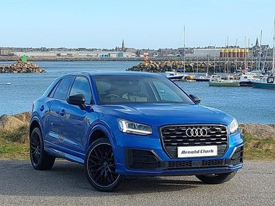 Begagnad Audi Q2 Black Edition 150 HK (110 kW) 2020 Blå SUV