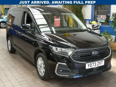 Used Ford Grand Tourneo Connect Titanium 122 HP (89 kW) 2024 Black MPV