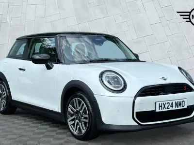 Used Mini Cooper S Hatch 201 HP (147 kW) 2024 White Hatchback