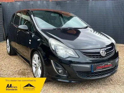 Used Vauxhall Corsa Edition 100 HP (73 kW) 2013 Black Hatchback