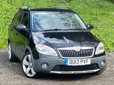 Używany Skoda Fabia 105 KM (77 kW) 2013 Czarny Kombi