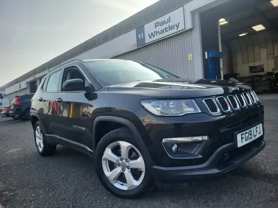 Begagnad Jeep Compass Longitude 120 HK (88 kW) 2019 Svart SUV