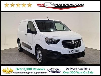 Usado Vauxhall Combo 100 HP (73 kW) 2021 Branco Monovolume