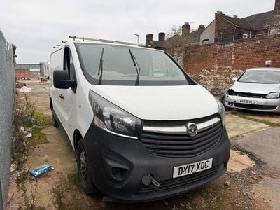 Used Vauxhall Vivaro 125 HP (91 kW) 2017 White MPV