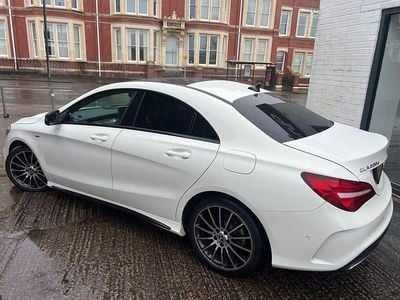 Used Mercedes CLA220 174 HP (127 kW) 2018 White Sedan