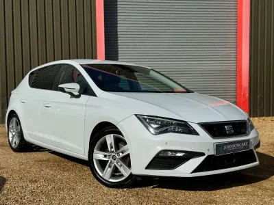 Used Seat Leon FR 150 HP (110 kW) 2019 White Hatchback