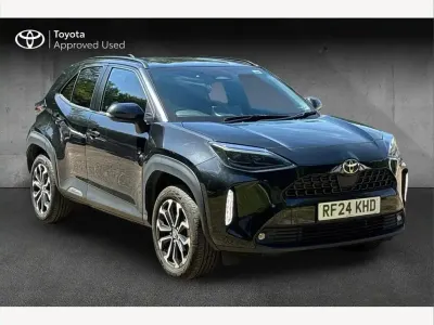 Used Toyota Yaris Cross Design 116 HP (85 kW) 2024 Black SUV