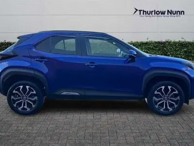 Used Toyota Yaris Cross Design 116 HP (85 kW) 2023 Blue SUV
