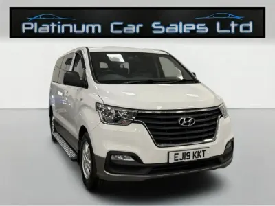 Używany Hyundai I800 SE 136 KM (100 kW) 2019 Biały Minivan