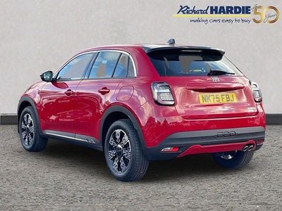 New Fiat 600 S 134 HP (98 kW) 2025 Red SUV