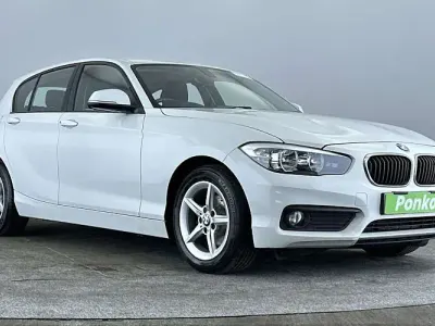 Used BMW 118 Comfort Edition 136 HP (100 kW) 2018 White Hatchback