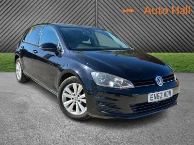 Begagnad VW Golf VII SE 2013 Svart Halvkombi