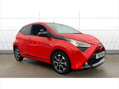 Used Toyota Aygo Trend 72 HP (52 kW) 2021 Red Hatchback