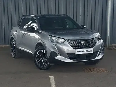 Second-hand Peugeot e-2008 Allure+ 100 kW (136 CP) 2023 Gri SUV