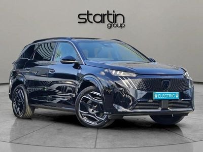 Peugeot e-5008
