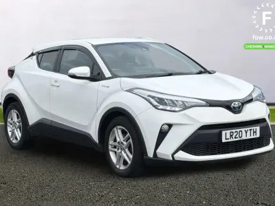 Used Toyota C-HR 122 HP (89 kW) 2020 White SUV