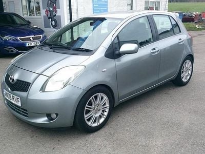 Used Toyota Yaris SR 2008 Silver grey Hatchback