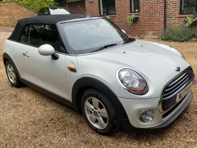 Usado Mini Cooper Cabriolet 2017 Prateado Cabrios