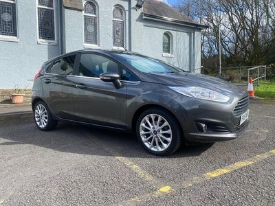 Used Ford Fiesta Titanium X 75 HP (55 kW) 2016 Grey Hatchback